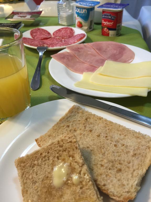 Hostal Del Turista Talca  Zewnętrze zdjęcie
